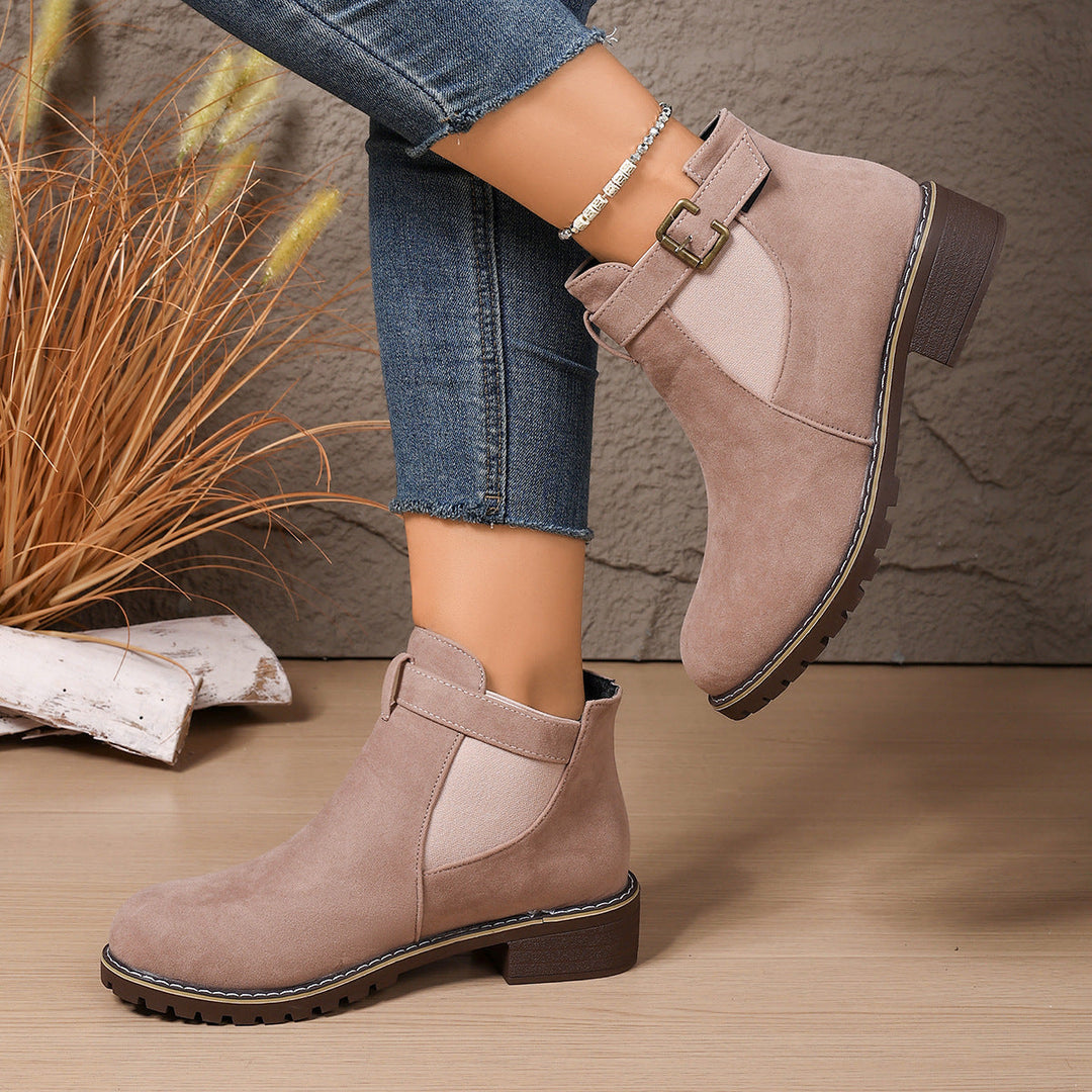 Schicke Stiefeletten mit Schnallenriemen und Blockabsatz EB EB