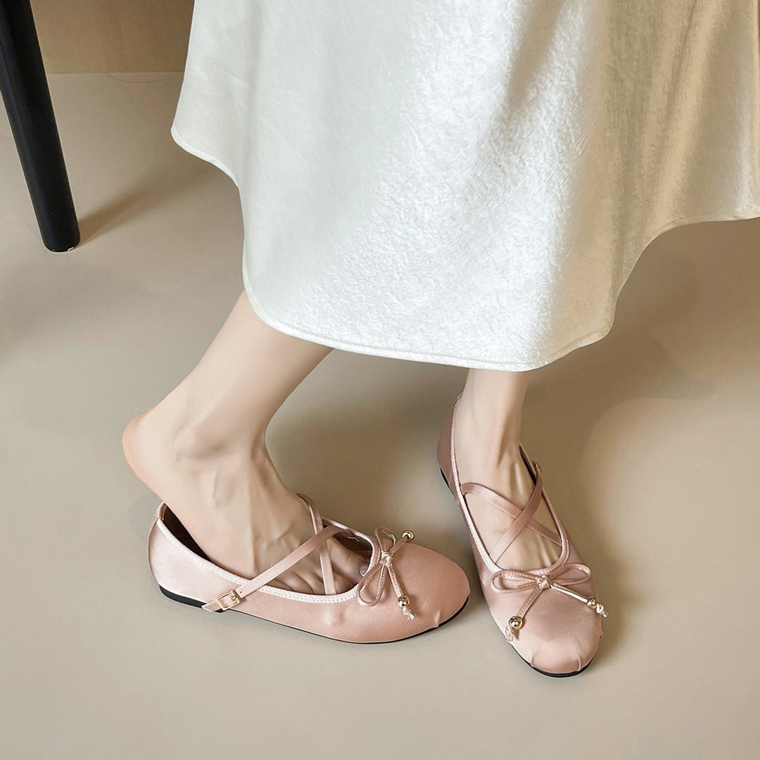 Damen Ballerina mit verstellbarem Riemen und dekorativem Schleifendetail EB