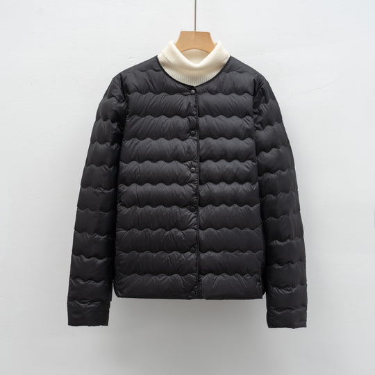 Damen Leichte gesteppte Jacke mit hochgeschlossenem Kragen und elastischen Bündchen EB