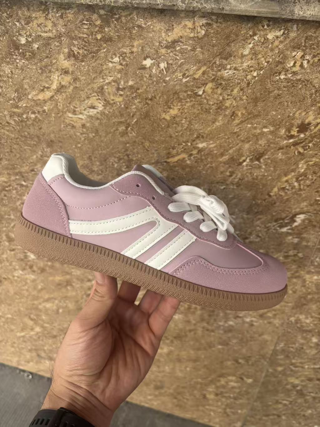 Damen Mary-Jane-Sneaker mit Klettverschluss und gepolstertem Komfortfußbett EB
