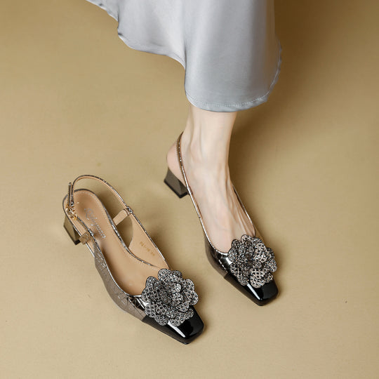 Damen Slingback-Pumps mit glitzernder Blumenapplikation und stylischem Blockabsatz EB
