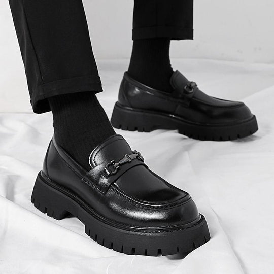 Damen Modische Mokassins mit robustem Profil und verstellbarem Riemen EB