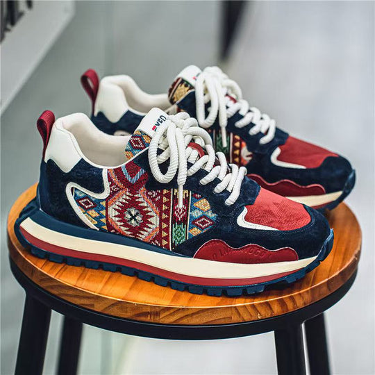 Damen Sportliche Sneaker mit einzigartigem geometrischen Design und dämpfender Sohle EB