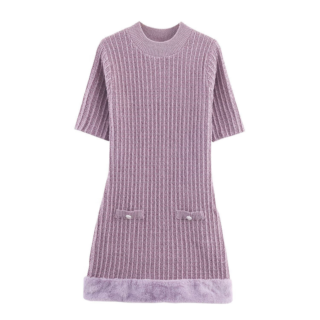 Damen Strickkleid mit dekorativen Taschen und kuscheligem Saum EB