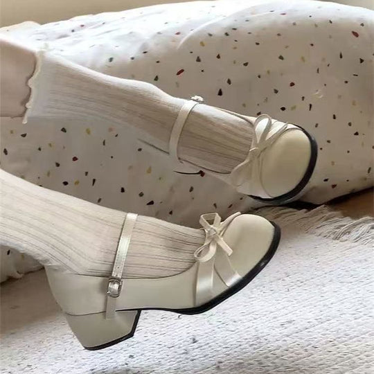 Damen Elegante Mary Jane Schuhe mit dekorativen Schleifen und großzügigem Blockabsatz EB