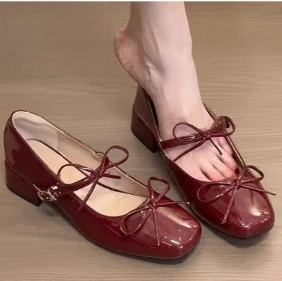 Damen elegante Mules mit raffinierten Schleifen und stylisher Metallic-Oberfläche EB