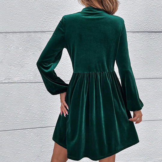 Damen samtiges Babydoll-Minikleid mit Empire-Taille Quastenbindung und langen Glockenärmeln Eichborn Berlin