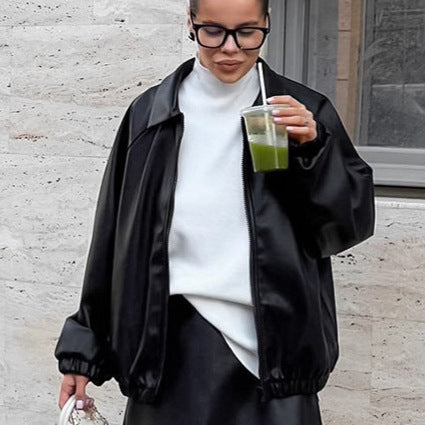 Damen modische Kunstlederjacke im lässigen Oversized-Schnitt EB