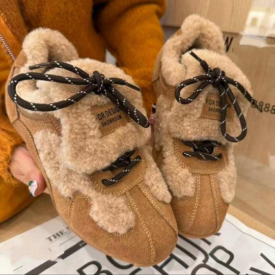 Damen Sneaker mit kuscheligem Lammfell und rutschfester Sohle EB