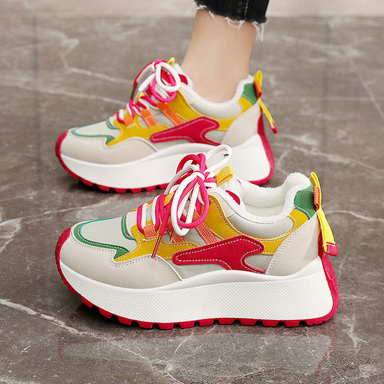 Damen Sportliche Sneaker mit atmungsaktiven Obermaterialien und isolierendem Innenfutter EB