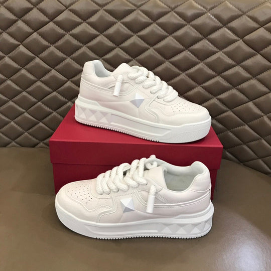 Damen Chunky Sneakers mit atmungsaktiver Oberflächenstruktur und rutschfester Sohle EB