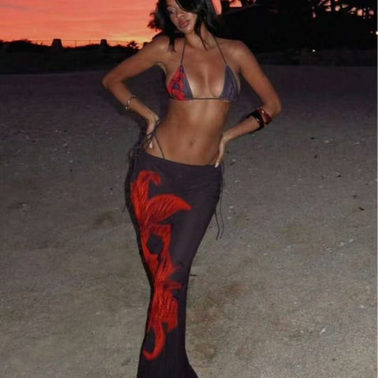 Damen Bikiniset mit elegantem Wickelrock und floralem Design EB