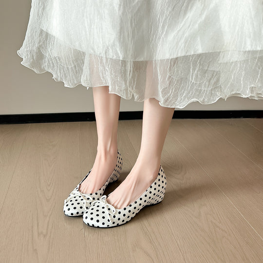 Damen Ballerinas mit verspieltem Punktedesign und elegantem Schleifchen EB