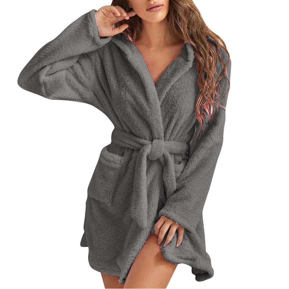 Damen Kuscheliger Fleece-Bademantel mit Kapuze und Gürtel EB