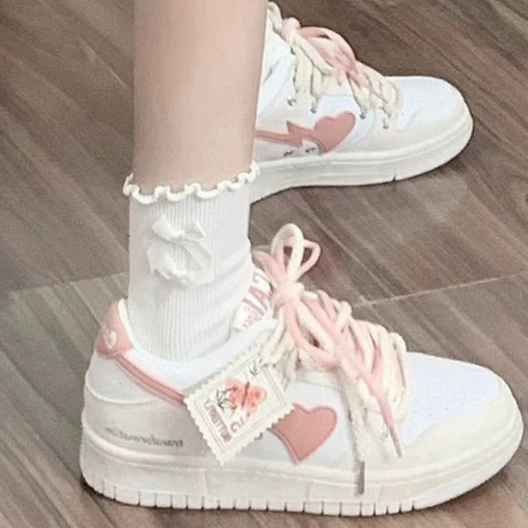 Damen Lifestyle Sneakers mit moderner Schnürung und hochwertigem Obermaterial EB