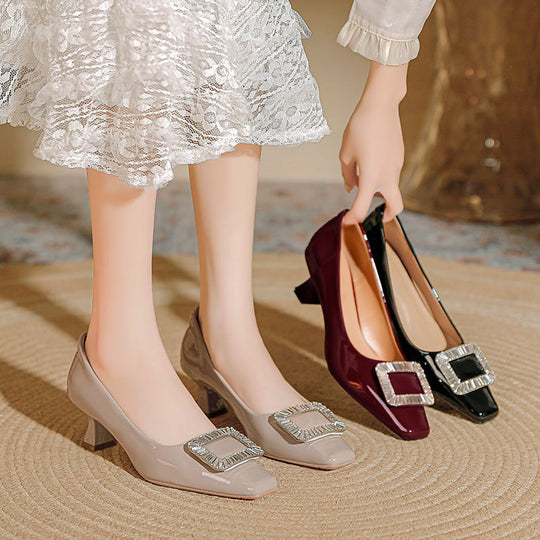 Damen elegante Ballerinas mit geschmackvollem Strassakzent EB