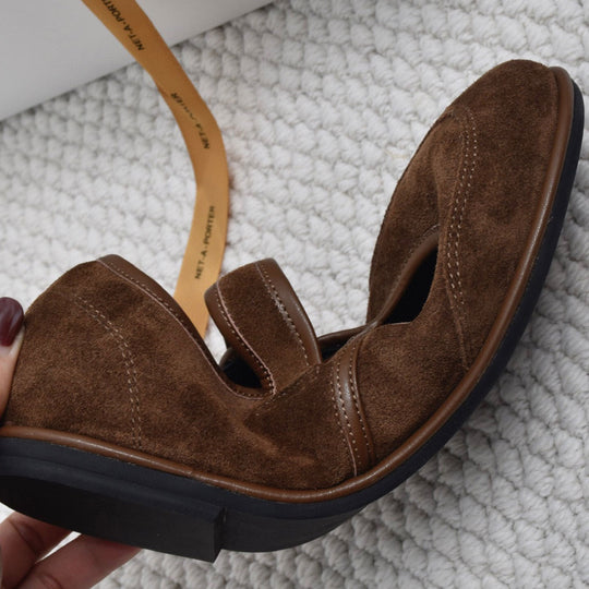 Damen Ballerinas mit verstellbarem Riemen und weichem Wildleder EB