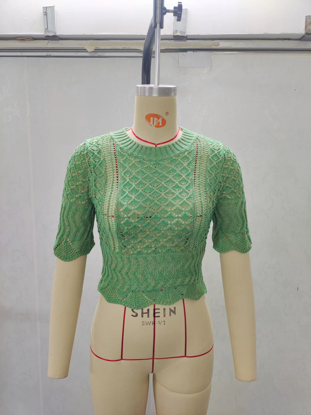 Damen Print Strickoberteil mit luftiger Netzstruktur und modischem Crop-Schnitt EB