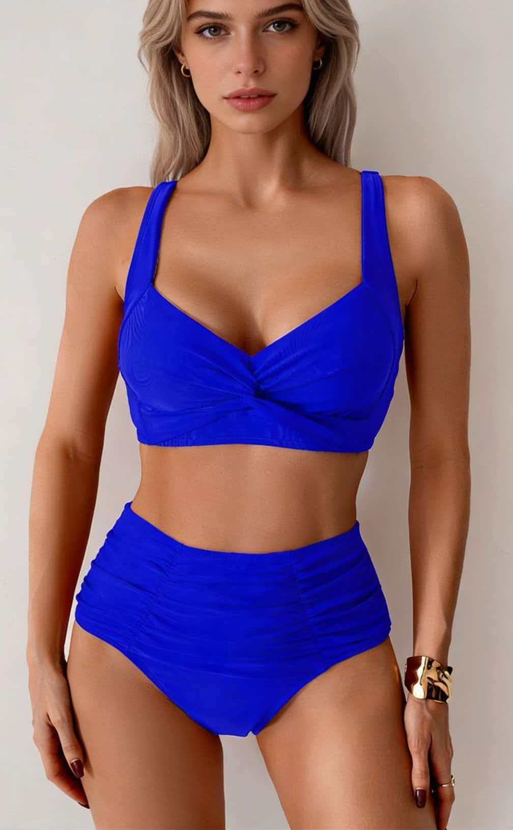 Damen Hochgeschnittenes Bikini-Set mit Twist-Oberteil EB