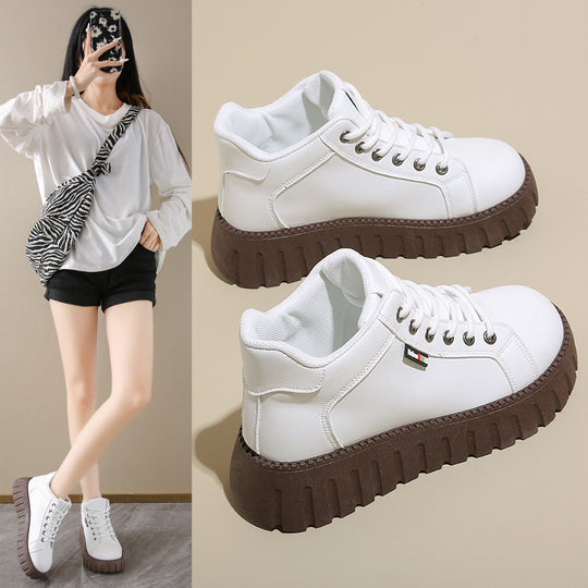 Damen High-Top Sneakers mit dicker Gummi-Laufsohle und wasserabweisendem Obermaterial EB