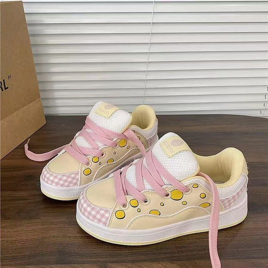 Damen Sneakers mit verspieltem Design und atmungsaktiver Mesh-Oberfläche EB