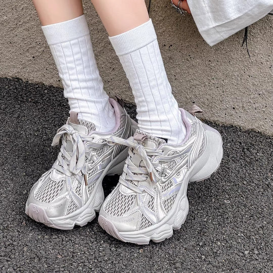 Damen Sportliche Laufschuhe mit atmungsaktiver Netzstruktur und stabiler Dämpfung EB