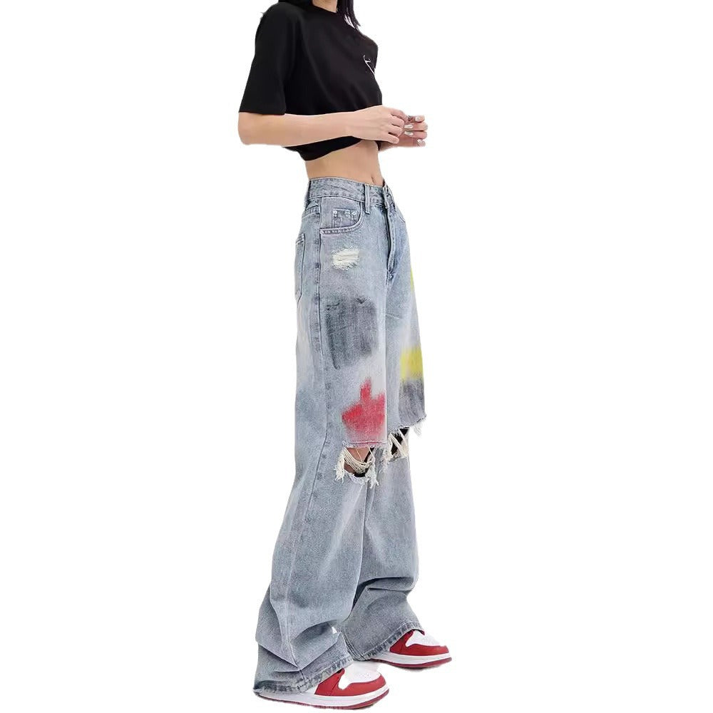 Damen Weite Destroyed Jeans mit bunter Akzentuierung und modischen Rissen EB
