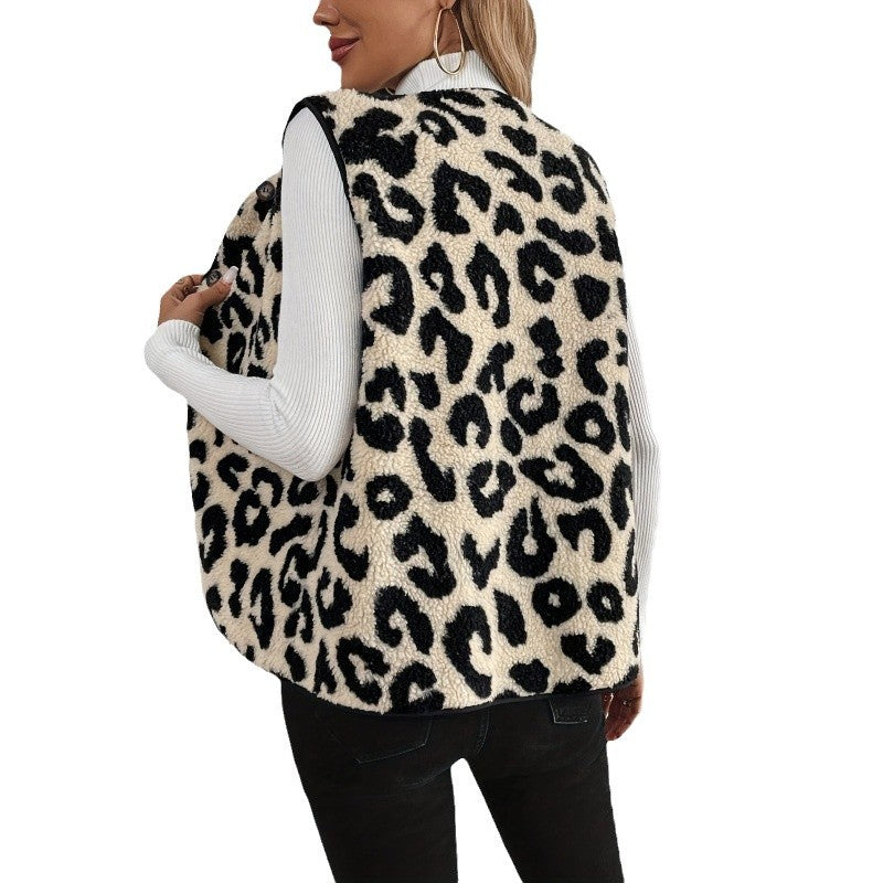 Damen Fellweste mit Leopardenmuster und Knopfverschluss EB