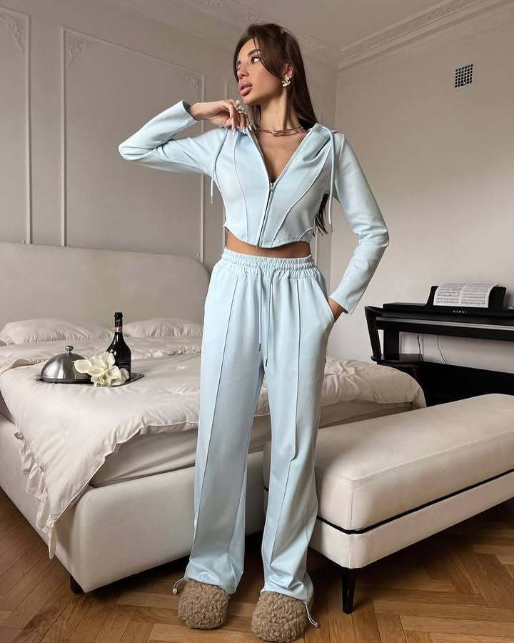 Damen tailliertes Cropped-Kapuzensweatshirt mit verdecktem Reißverschluss und High-Waist Wide-Leg Jogginghose Set EB
