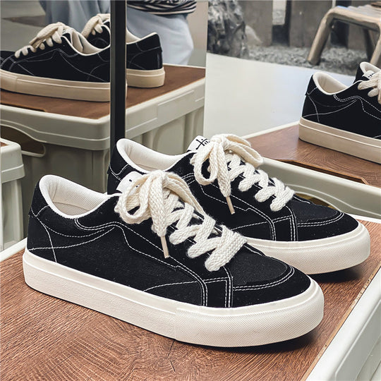 Unisex Low-Top Canvas-Sneaker mit verstärkten Nähten, gepolstertem Komfortkragen und vulkanisierter Gummisohle EB