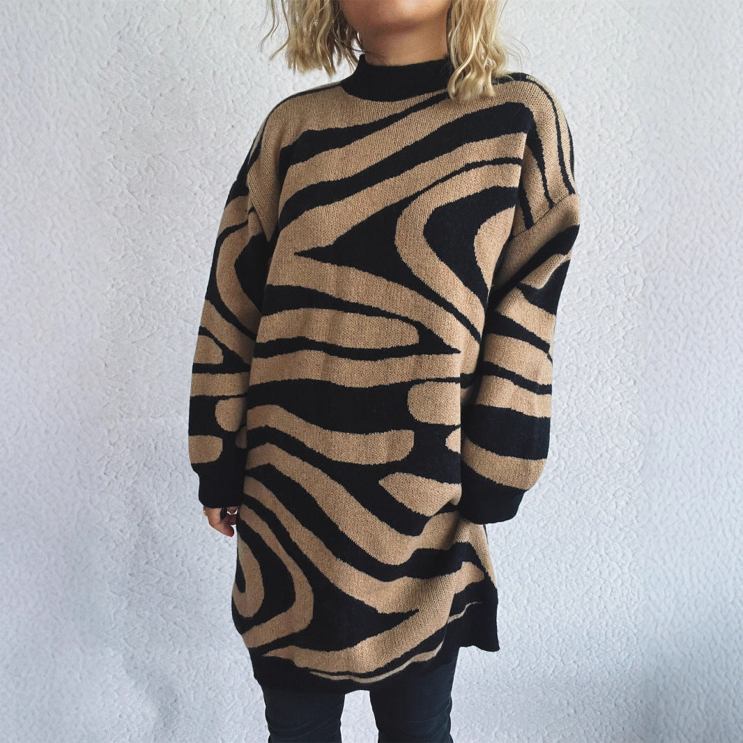 Damen Grobstrickpullover mit modernem Zebradesign und hohem Kragen EB
