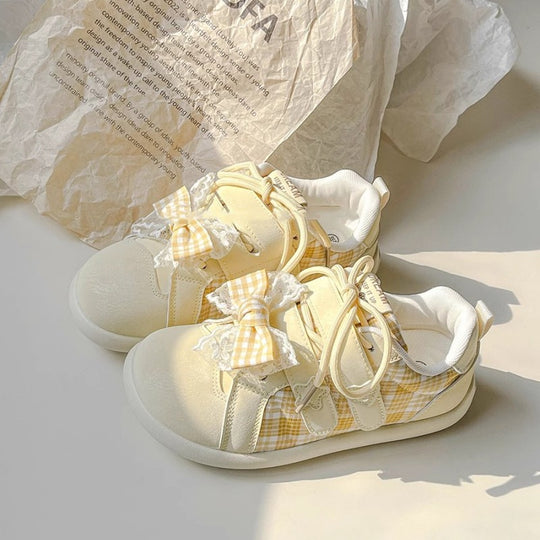 Damen Sportliche Sneakers mit verspielten Schleifendetails und kariertem Design EB