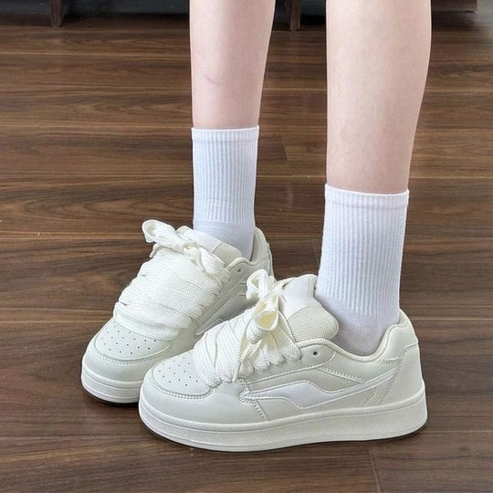 Damen Sneakers mit dickem Profil und atmungsaktiven Netz-Einsätzen EB