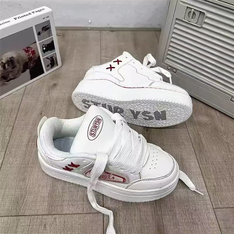 Damen Sportliche Sneakers mit hohem Komfort und modischem Design EB