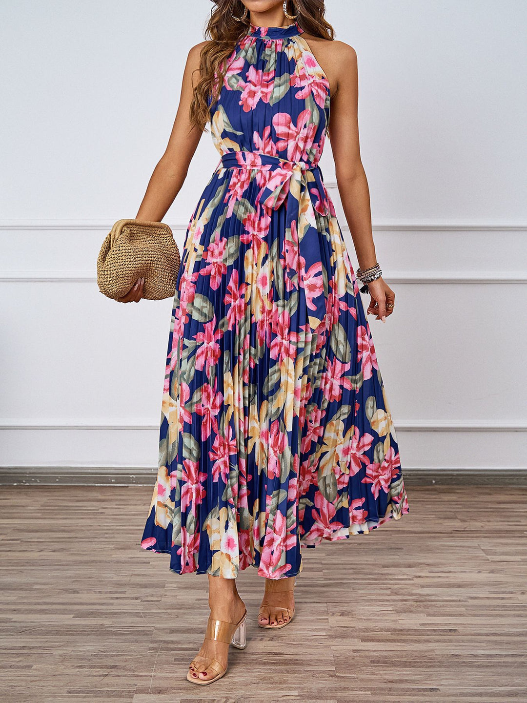 Damen Plissiertes Maxikleid mit tiefem Halterneck und floraler Taillierung EB
