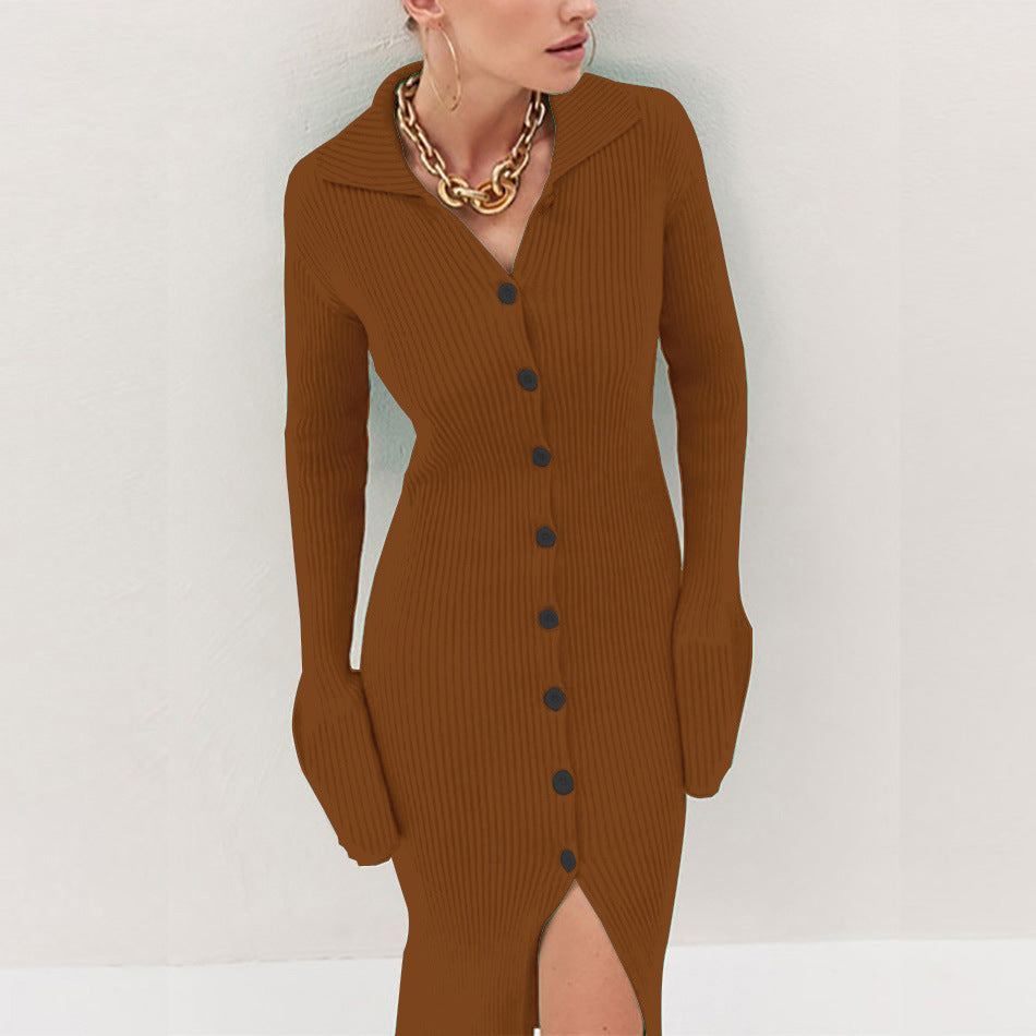 Damen Strickkleid mit modischem Knopfverschluss und elegantem Schlitz EB