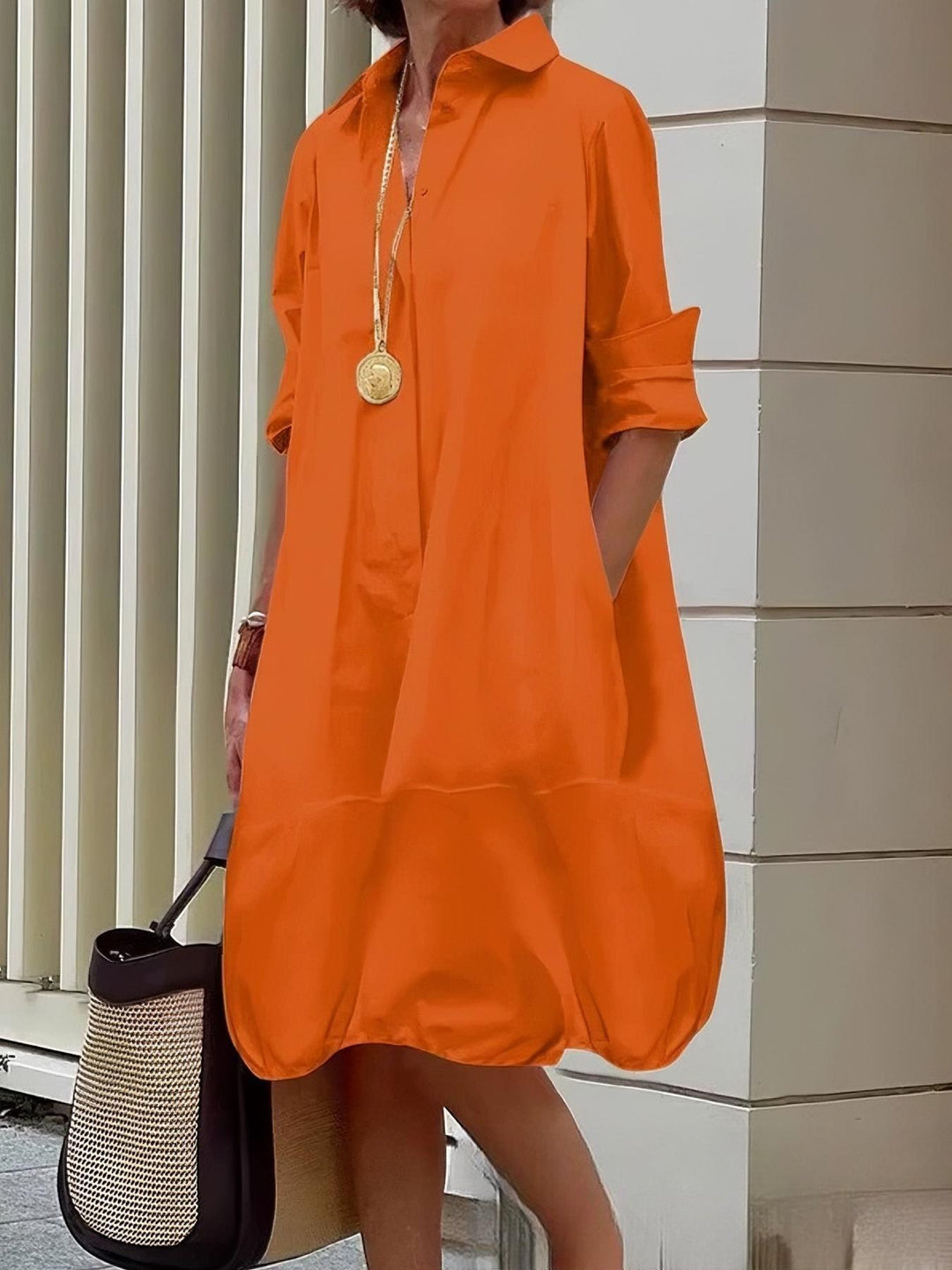 Damen Lässiges Hemdblusenkleid mit weit geschnittenem Saum EB