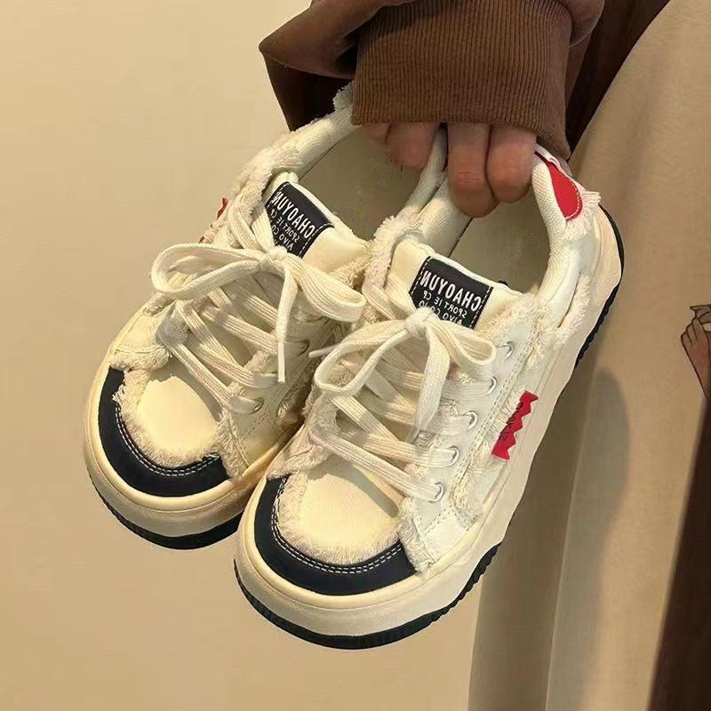 Damen Sneaker mit kuscheligem Innenfutter und rutschfester Sohle EB