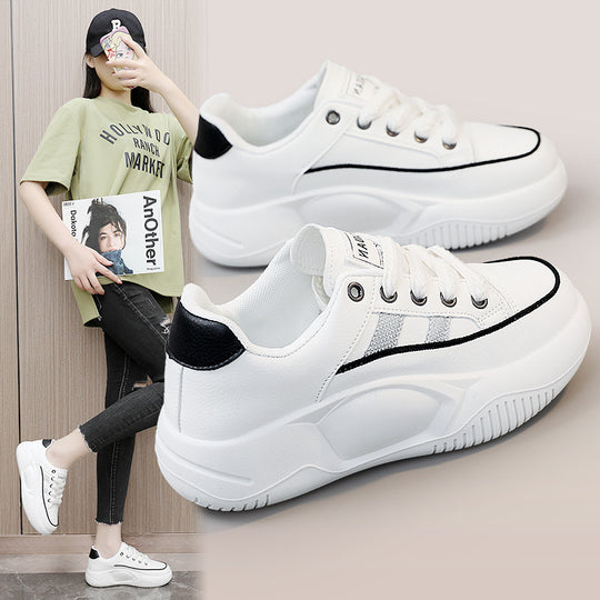 Damen Sneakers mit strukturiertem Obermaterial und rutschfester Sohle EB
