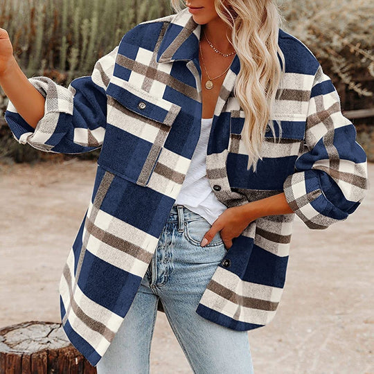 Damen Karierte Flanelljacke mit Lässigem Schnitt und Aufgesetzten Taschen EB