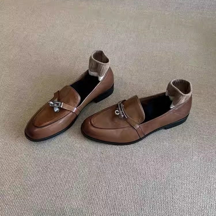 Damen Mokassins mit elegantem Riemen und luxuriösem Leder EB