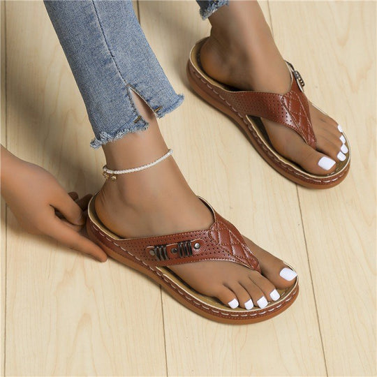 Damen Zehentrenner-Sandalen mit komfortablem Fußbett und modischem Riemendesign EB