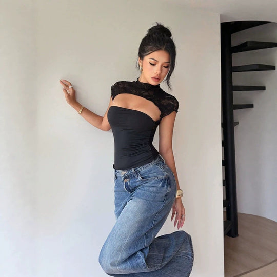 Damen Body mit Spitzenkragen und enganliegendem Schnitt EB