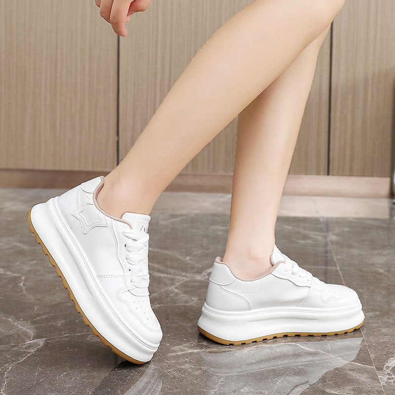 Damen modische Plateau Sneakers mit metallic Akzenten und atmungsaktiver Oberfläche EB