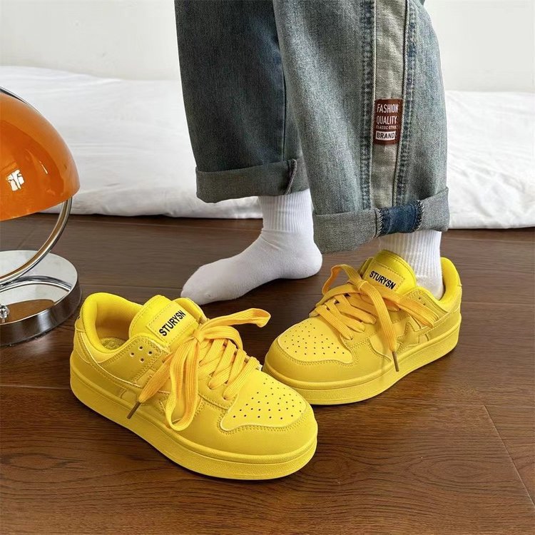 Damen Sportliche Sneakers mit atmungsaktiver Obermaterialstruktur und rutschfester Sohle EB
