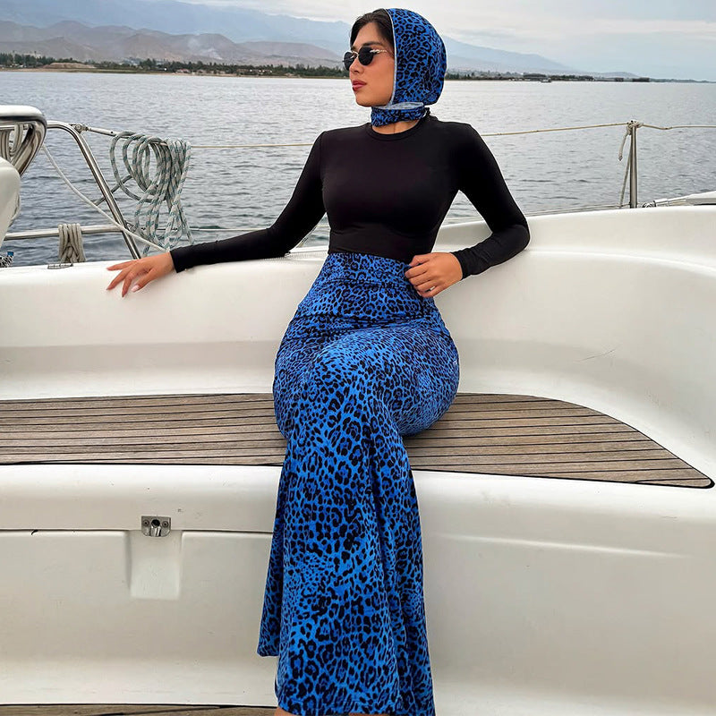 Damen Maxikleid mit trendigem Leopardenmuster und schickem Schal EB