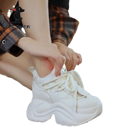 Damen Trendige Chunky-Sneaker mit hohem Komfort und innovativer Sohlenkonstruktion EB