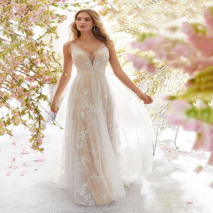 Damen Elegantes Tüll Abendkleid mit floralem Design und transparenter Oberfläche EB