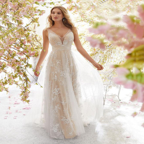 Damen Elegantes Tüll Abendkleid mit floralem Design und transparenter Oberfläche EB