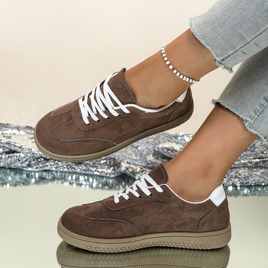 Damen Sneaker aus weichem Wildleder mit rutschfester Sohle EB